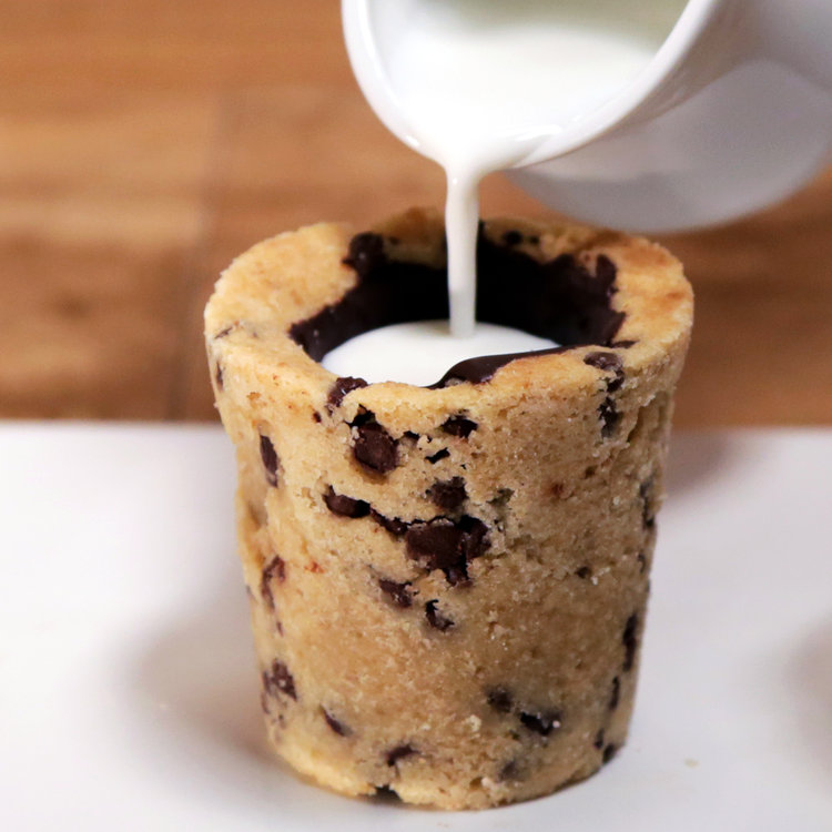 Milk-Cookie-Shots-Recipe.thumb.jpg.b03b70ff66850581d6e9d4b2d2cad5e0.jpg