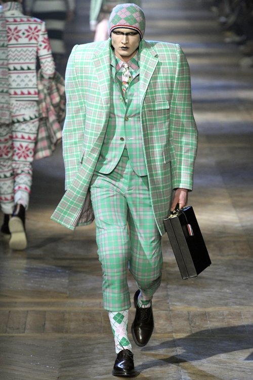 Thom-Browne-Fall-Winter-2012-2013-Paris-Fashion-Week-23.thumb.jpg.ea86aec3468d33ae9eb94e7b8ef63fc0.jpg