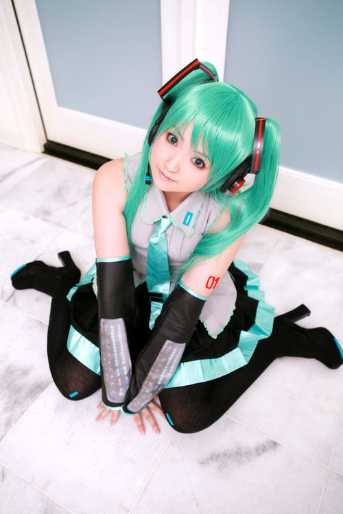 cosplay-vocaloid-cosplay-vocaloid-hatsune-big.thumb.jpg.c273f85d834da50adf2bec242cc9dbf8.jpg